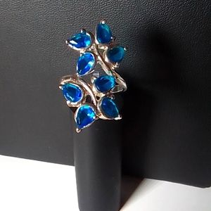 Blue crystal flower pattern ring